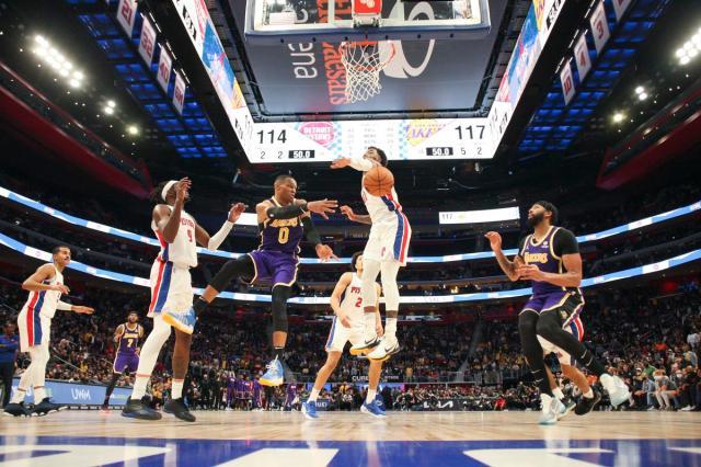 世界杯手机观看-詹皇遭逐成比赛转折点 末节逆转展现湖人赢球密码