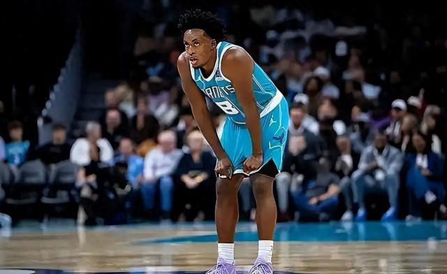 世界杯官方app-剧本杀！外来和尚凌驾本土一哥 塞克斯顿2转变让“三球”成替补|黄蜂|骑士|詹姆斯-布克奈特|科林-塞克斯顿|科林·塞克斯顿_新浪体育_新浪新闻