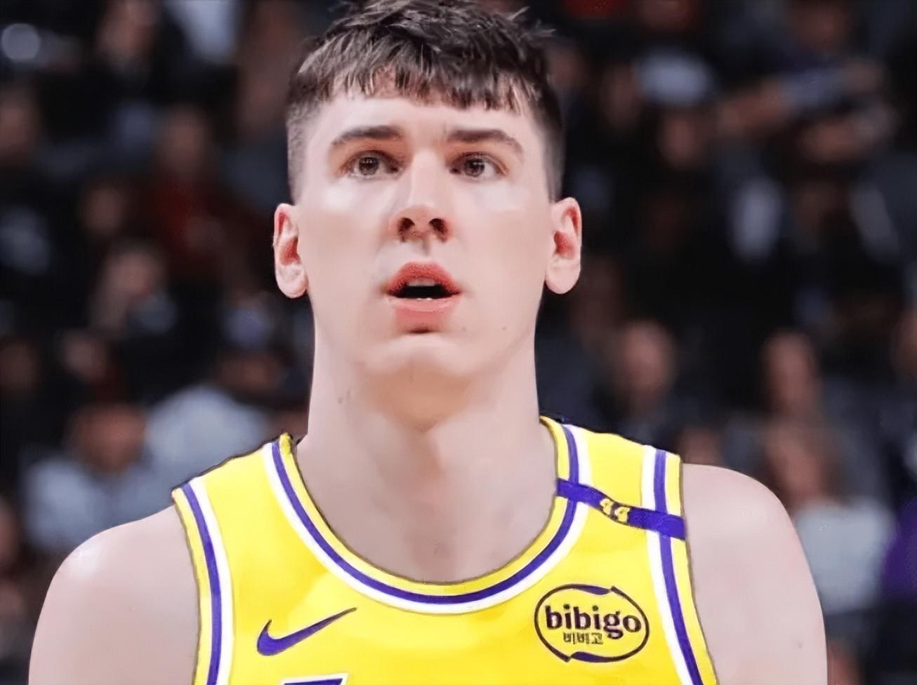 世界杯手机观看-湖人112-124国王遭4坏消息！艾顿仍低迷，配角起伏大，攻守全崩！