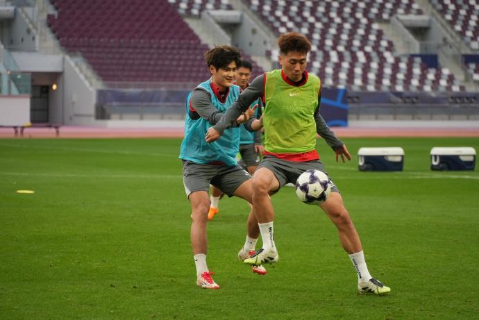 世界杯app下载地址-神奇主帅米卢自荐首席助教？海港外援选择坚持走 “咸菜泡饭 路线