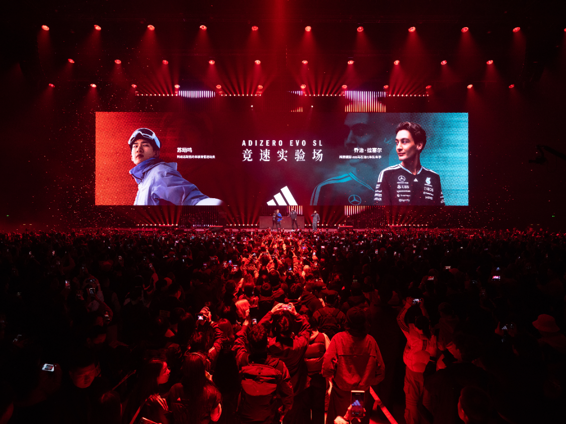 世界杯官网入口-在“竞速实验场”,苏翊鸣、拉塞尔、窦靖童共同探索速度的表达